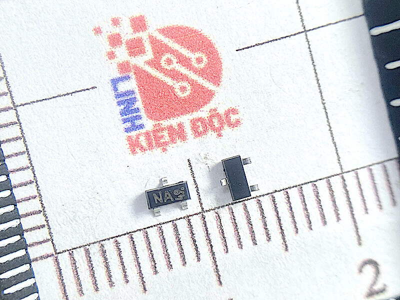 KRC101S kí hiệu NA Transistor NPN kiểu chân SOT-23