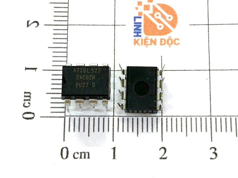 24C02N, AT24C02N IC Two-wire Serial EEPROM DIP-8