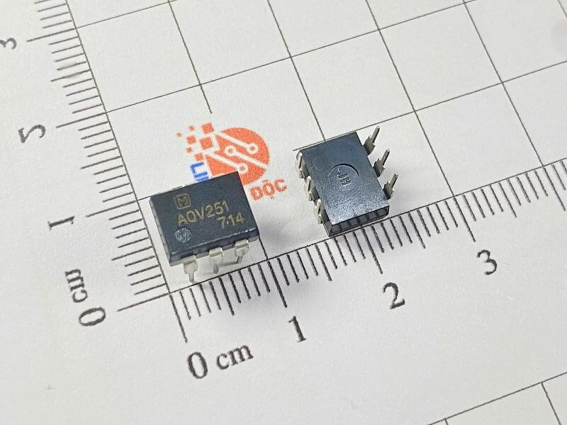 AQV251 DIP 8