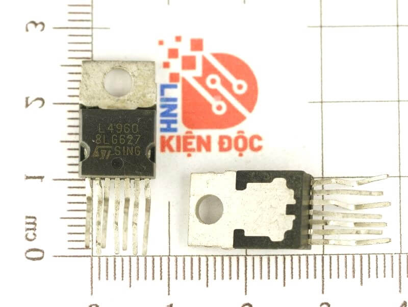 L4960