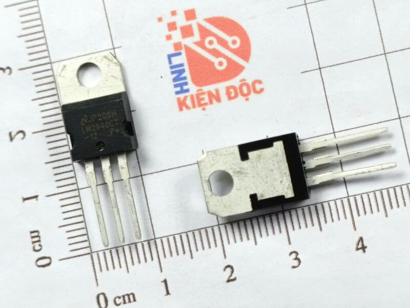 LM2940CT