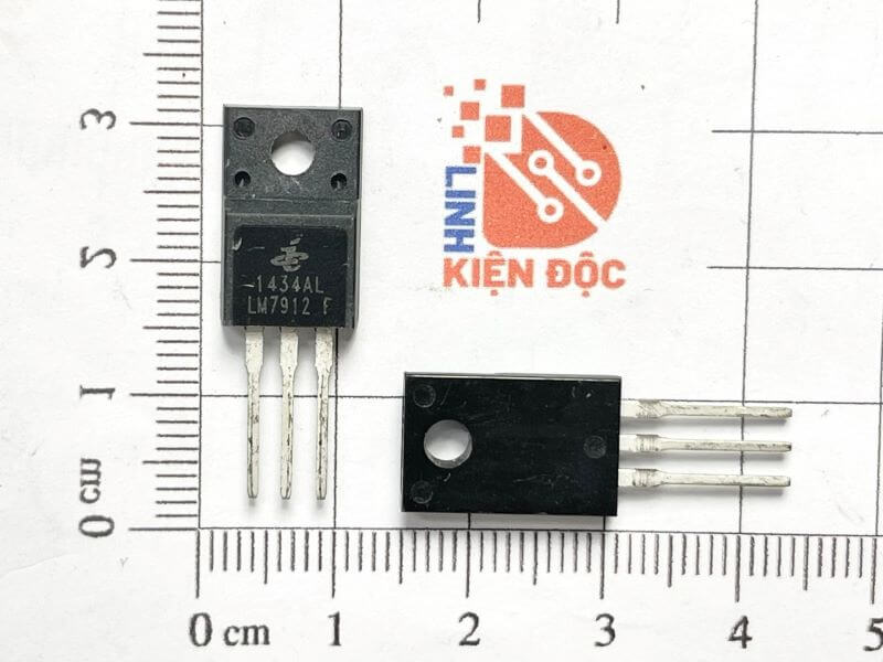 LM7912