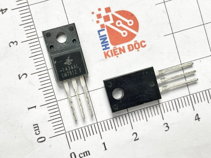 LM7912_1