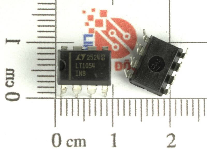 LT1054