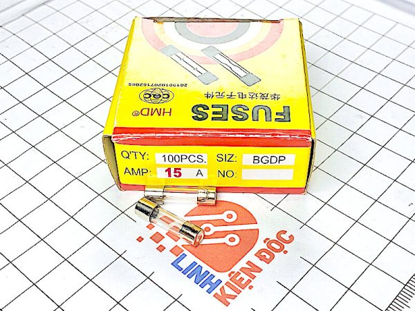 Hộp cầu chì thuỷ tinh 5*20mm 15A