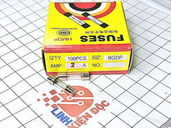 Hộp cầu chì thuỷ tinh 5*20mm 2A