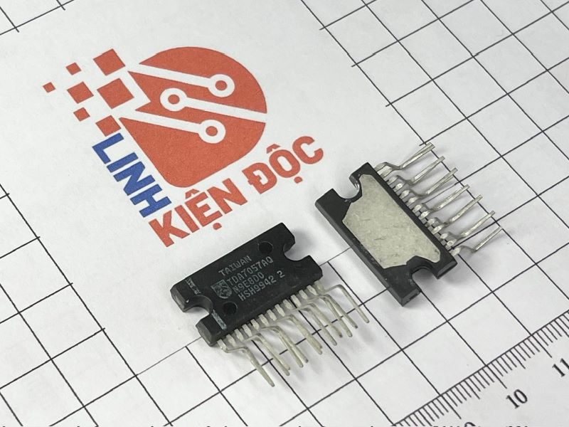 TDA7057AQ IC khuếch đại âm thanh ZIP-13