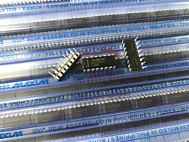 MAX232CPE DIP16 IC truyền thông RS232