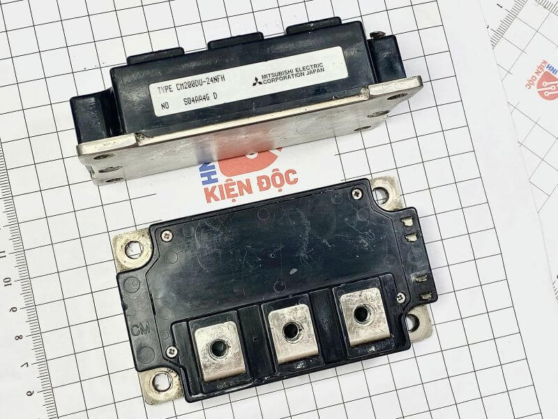 CM200DU-24NFH IGBT MITSUBISHI 200A 1200V