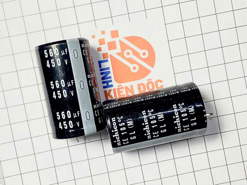 Tụ hóa nichicon 560UF 450V kích thước 30X50mm_1 Tụ hóa nichicon 560UF 450V kích thước 30X50mm
