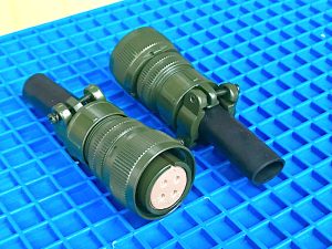 Đầu Zắc Cắm Thẳng 4 Lỗ Động Cơ Servo (B 18-10)