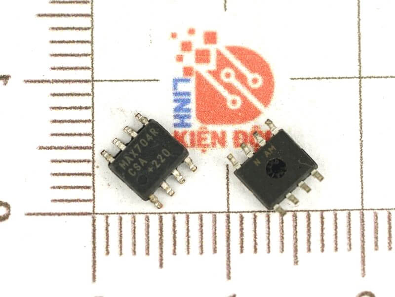 MAX704RCSA_2