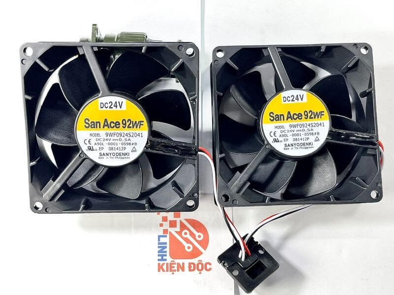 9WF0924S2041 Quạt Sanyo Denki 24V 0.5A Kích thước 92x92x32mm