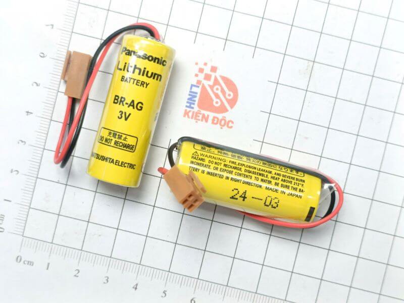Pin nuôi nguồn Panasonic BR-AG 3V Lithium 2200mAh giắc nâu