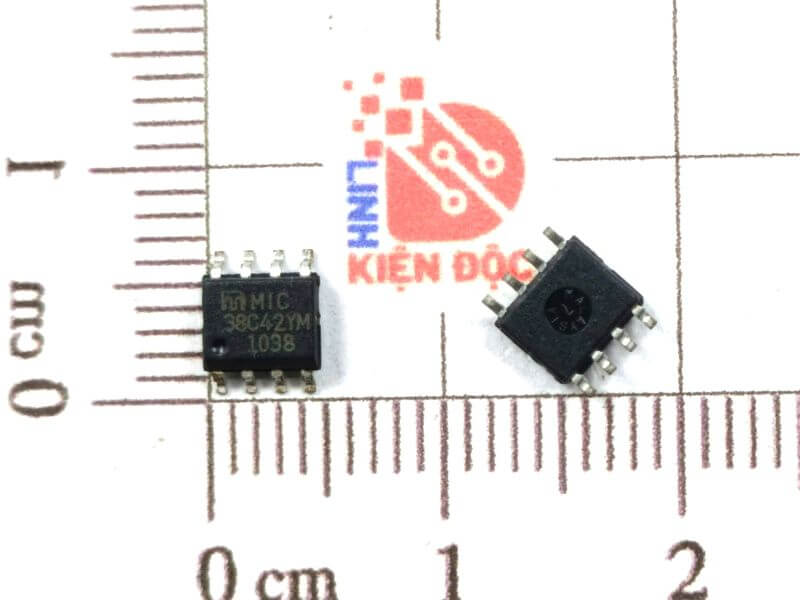 MIC38C42YM MIC38C42YM