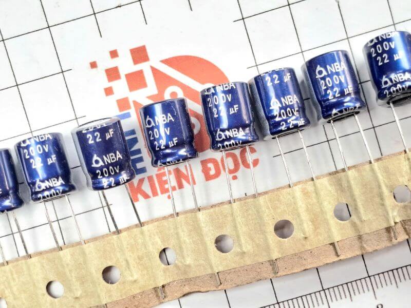 22uf 200v