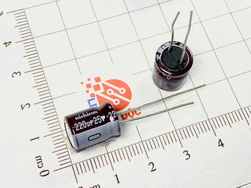 Tụ hóa nichicon 220uF 25V kích thước 10x15mm_1