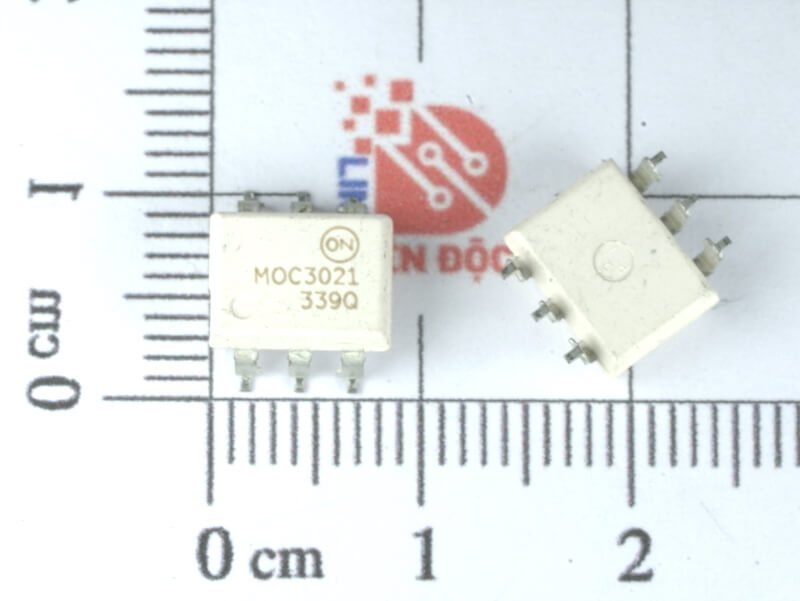 MOC3021 Opto Triac điều khiển đầu ra (250/400V peak) SOP-6
