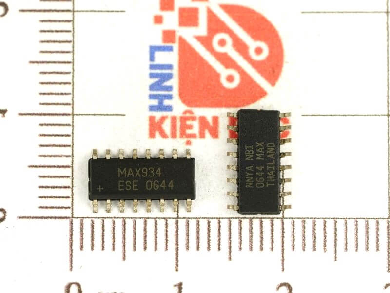 MAX934ESE