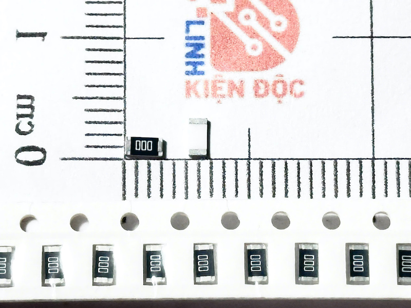 Điện trở 1206 0R