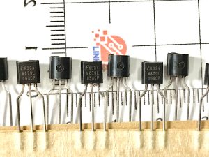LM79L05 79L05 IC nguồn ổn áp TO-92 (loại nhập khẩu)