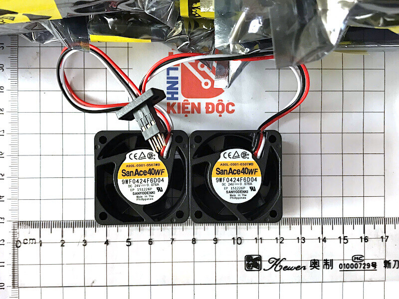 9WF0424F6D04 Quạt tản nhiệt 24VDC 0.076A 40x40x20mm 3 dây