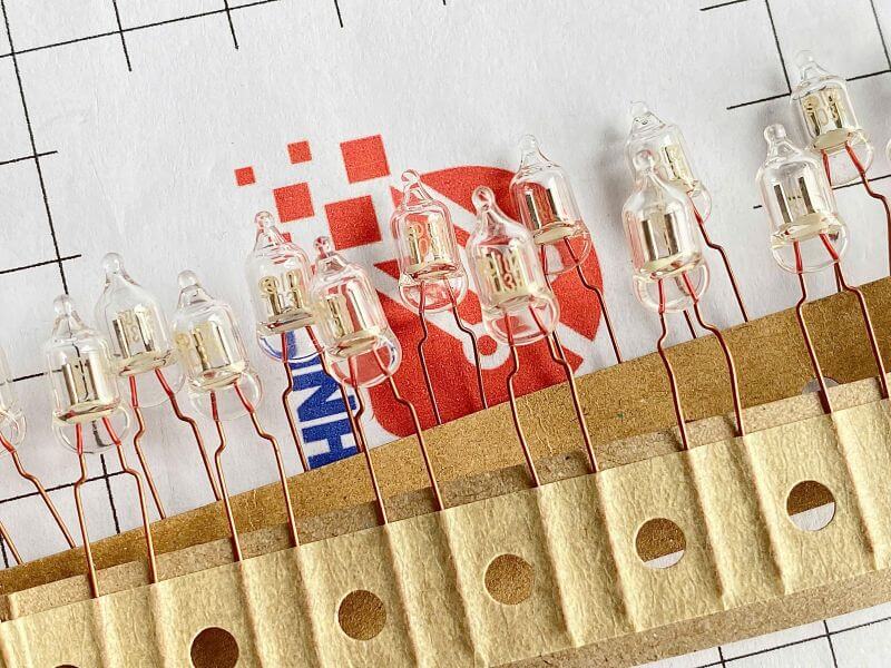 Bóng cao áp Surge Absorber RA-102M-V7-Y 1000V OKAYA_1