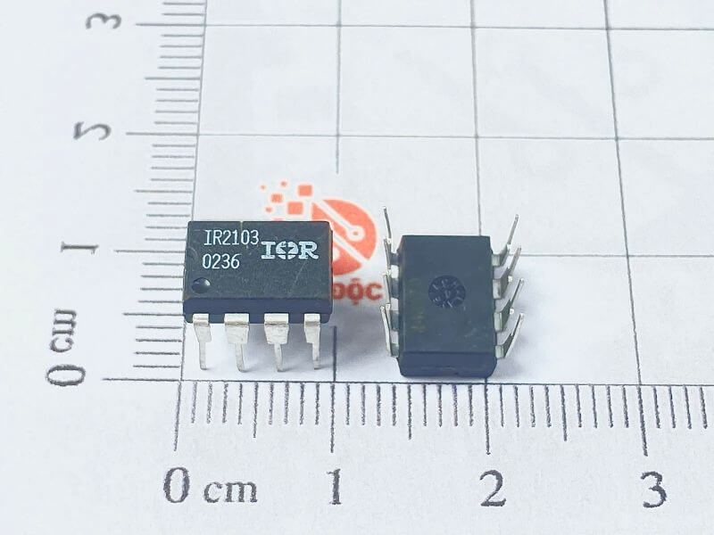 IR2103 DIP-8 IR2103 DIP-8