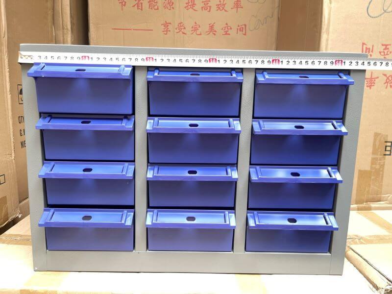 Tủ đựng linh kiện điện tử, điện thoại, phụ kiện cơ khí có vỏ tôn không có cánh khóa 12 ngăn
