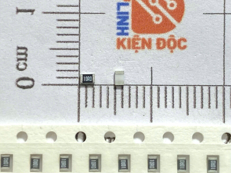 Điện trở dán 0805 10R