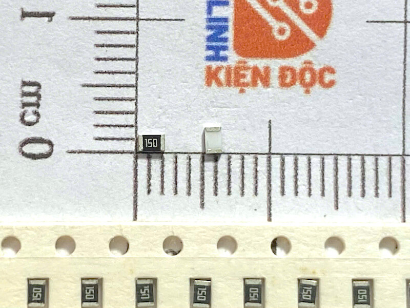 Điện trở dán 0805 15R