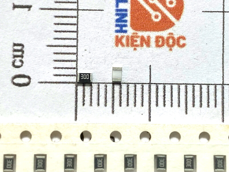 Điện trở dán 0805 30R