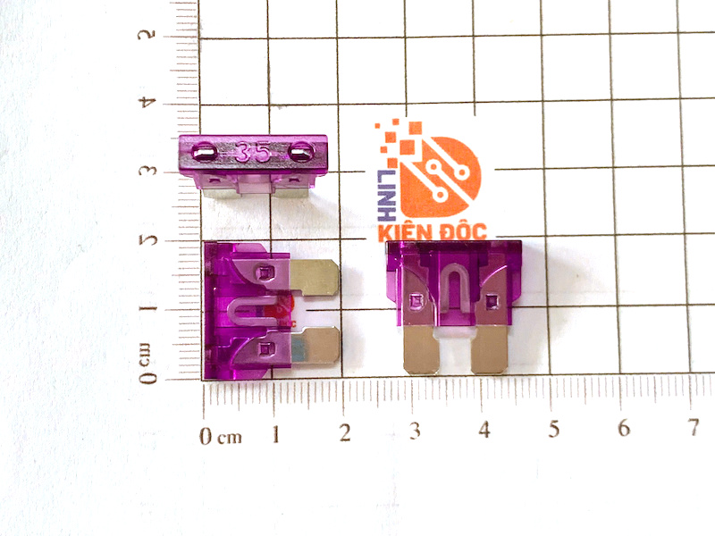 Cầu chì dẹt mini 35A 32V chân to cho ô tô, xe máy