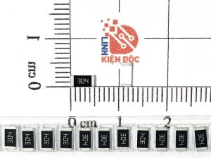 Điện trở dán 2010 300K 304 0.5W 5% (dây 10 chiếc)