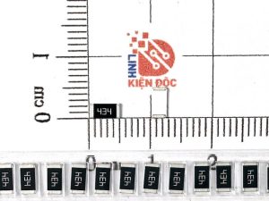 Điện trở dán 2010 430K 434 0.5W 5% (dây 10 chiếc)