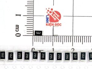Điện trở dán 2010 5.6K 562 0.5W 5% (dây 10 chiếc)