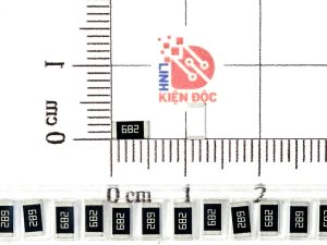 Điện trở dán 2010 6.8K 682 0.5W 5% (dây 10 chiếc)