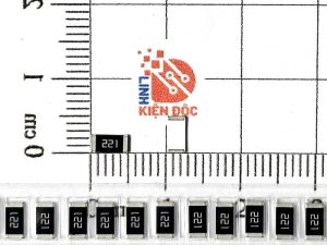 Điện trở dán 2010 220R 221 0.5W 5% (dây 10 chiếc)