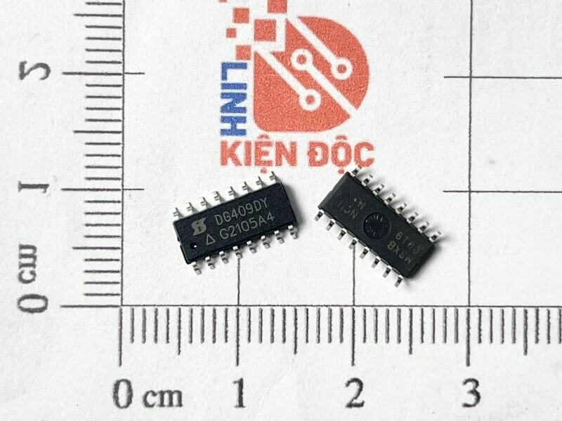 DG409DY_3