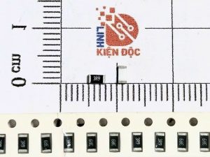 Điện trở dán 1206 3.9R 5% (dây 50c)