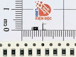 Điện trở dán 1206 4.7R 5% (dây 50c)
