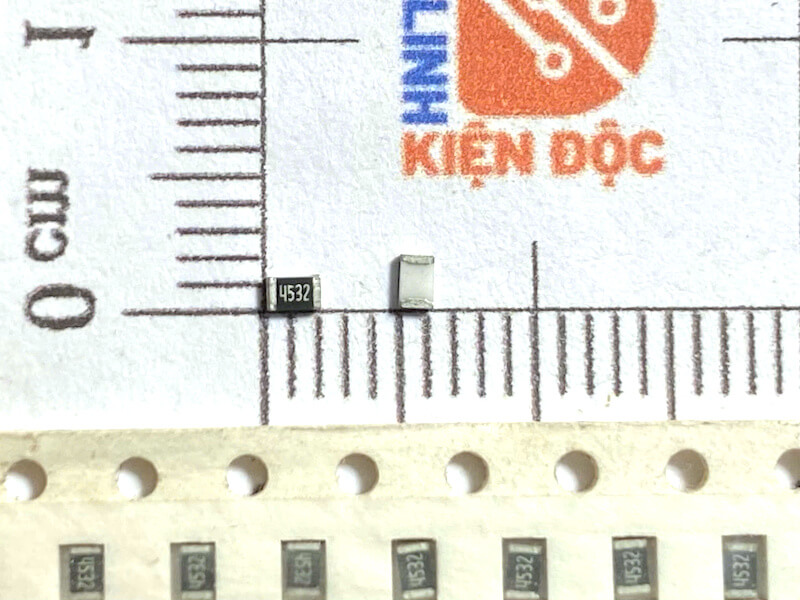 Điện trở dán 0805 45.3K