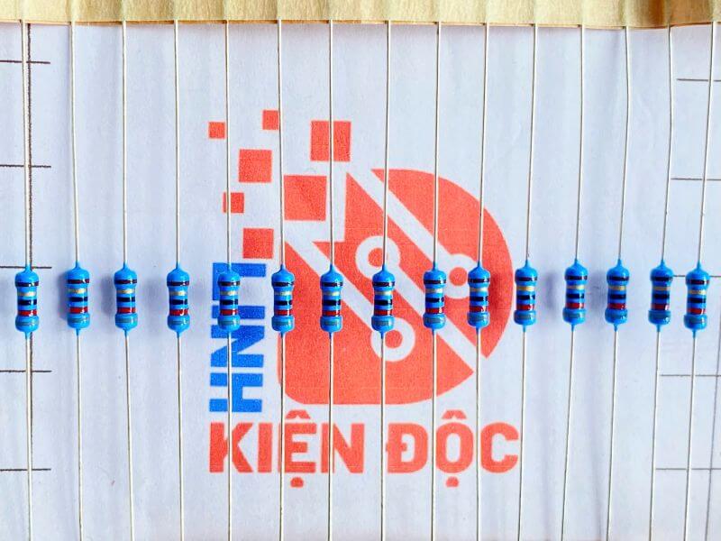 Điện trở 62R 1-4W_1