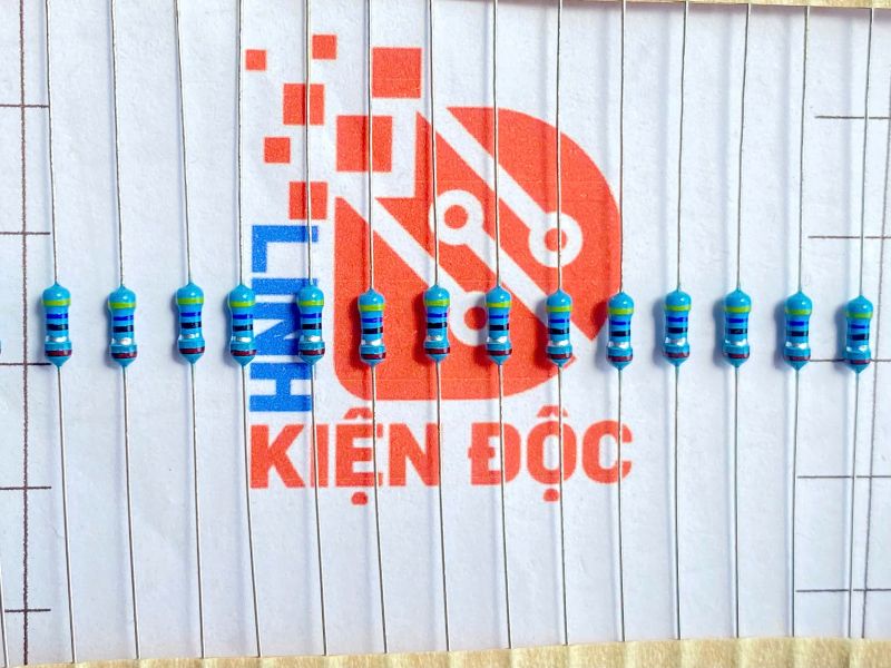 Điện trở 4.7R 1/4W