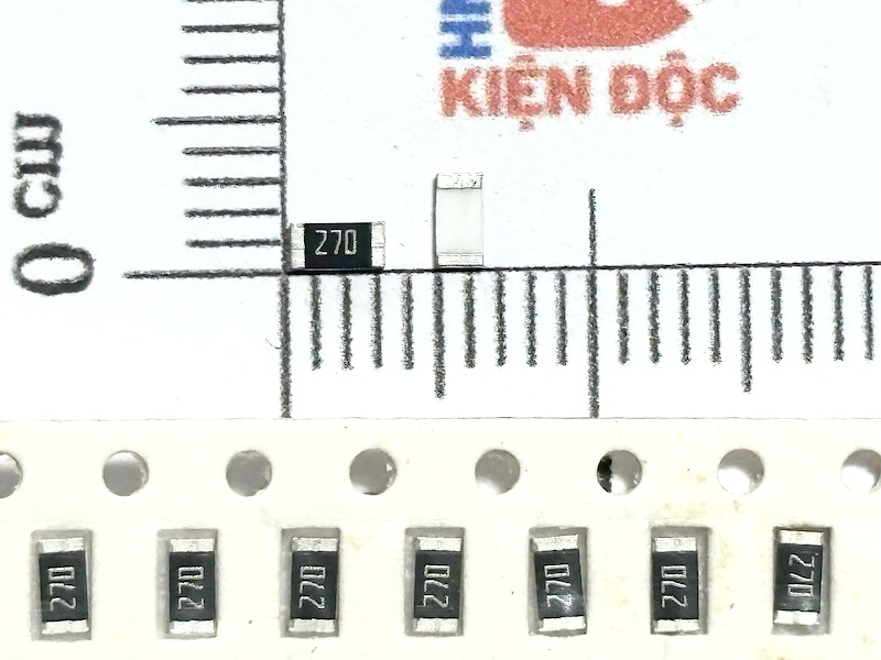 Điện trở 1206 27R