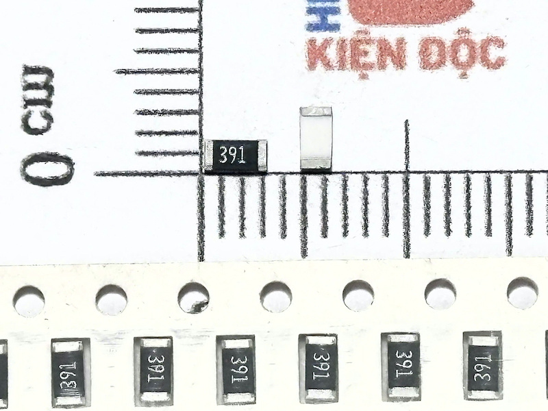 Điện trở 1206 390R