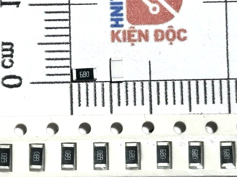 Điện trở 1206 68R