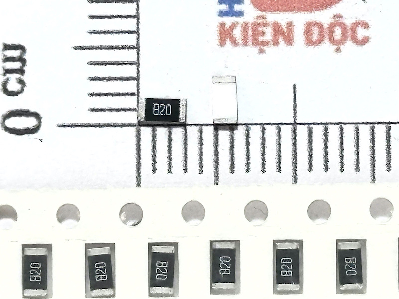 Điện trở 1206 82R