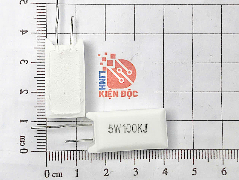 Điện trở sứ 5W 100K 5% chân đứng