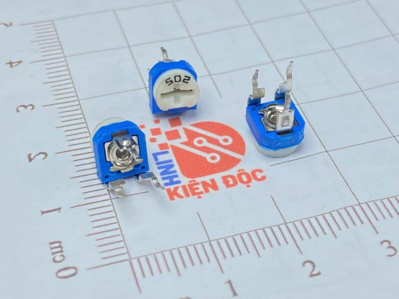 Biến trở tam giác RM065-5K-502 Biến trở tam giác RM065-5K-502